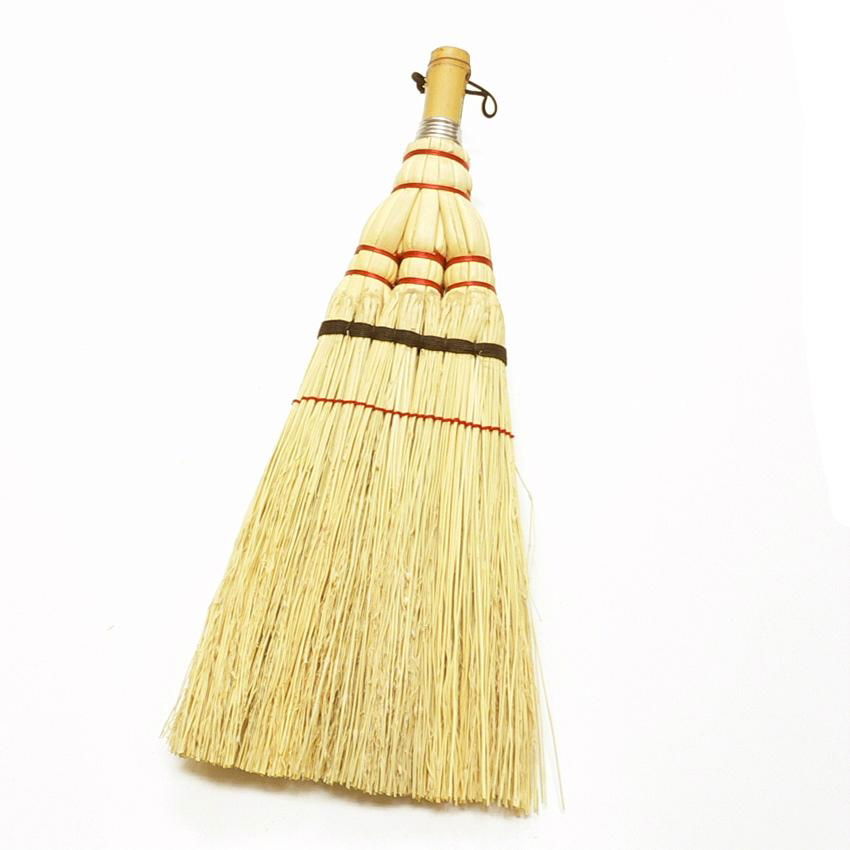 painting brush,broom，wire brush. 5