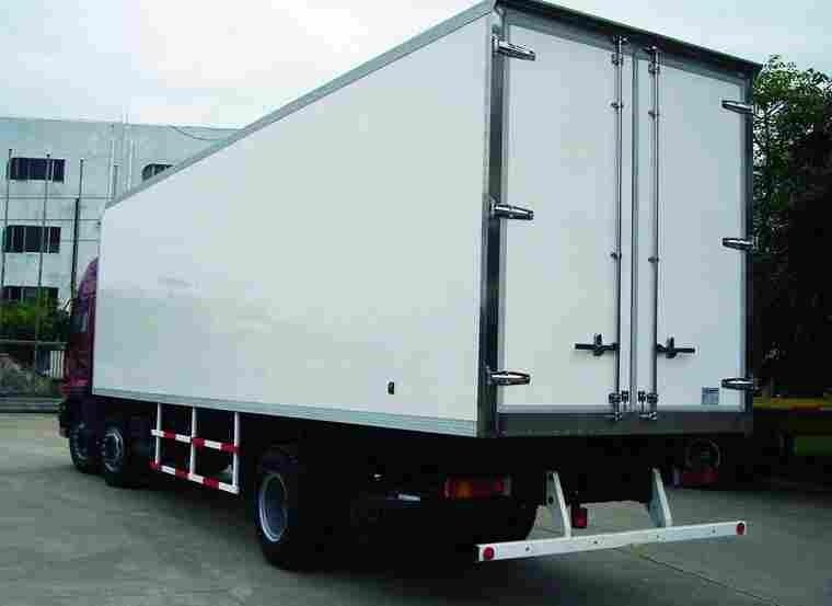 Bullex Refrigerated truck/van body 2