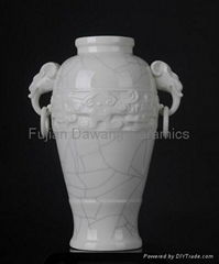 Artistic display vase
