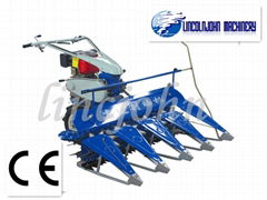 Diesel self-walking grain reaper 