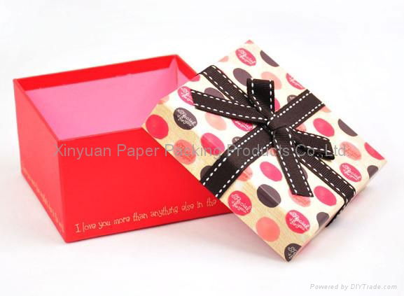 High quality hard cover cardboard paper gift box