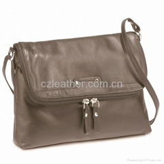 Leather handbag