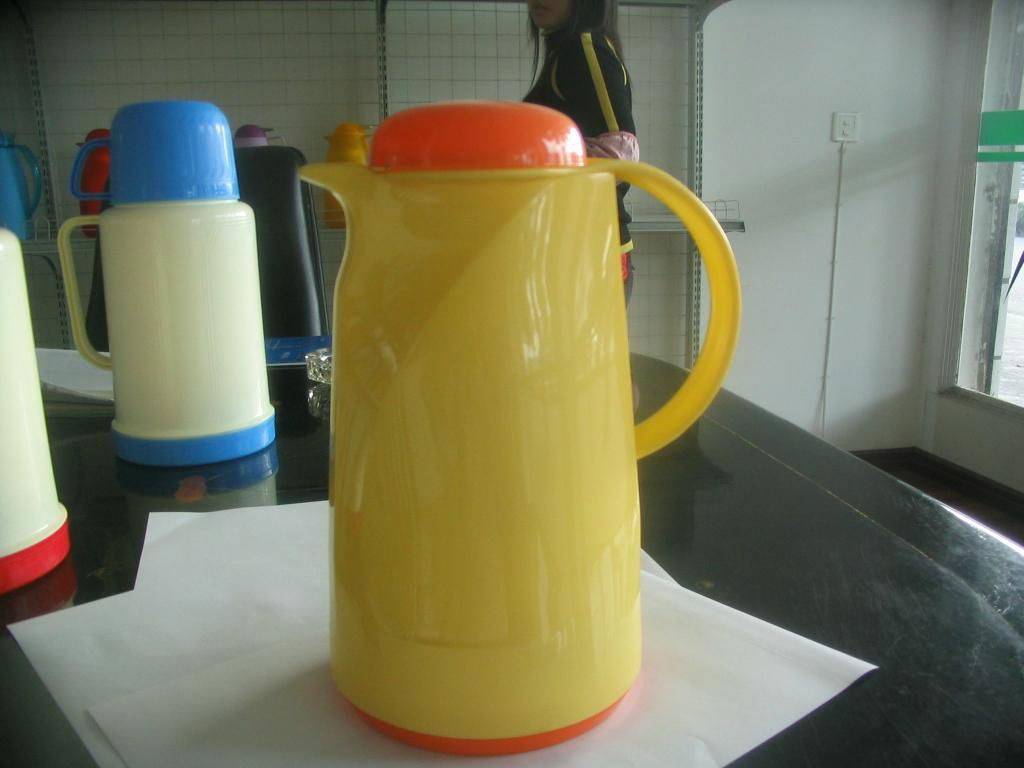 vacuum  flask 4