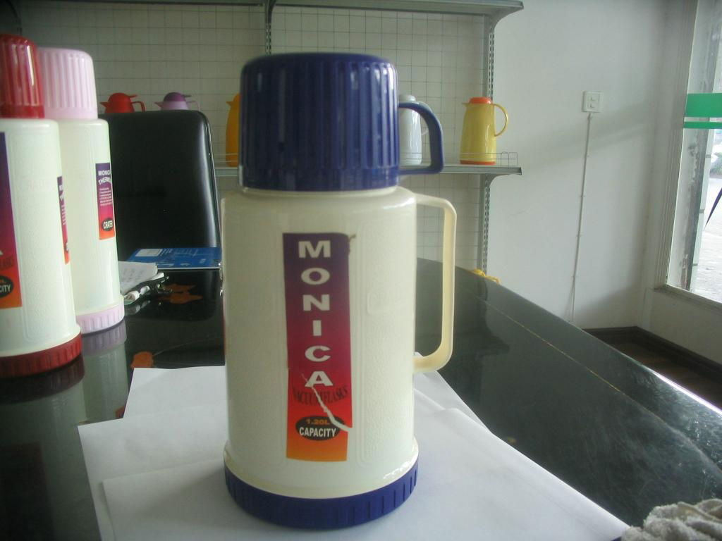 vacuum  flask 3