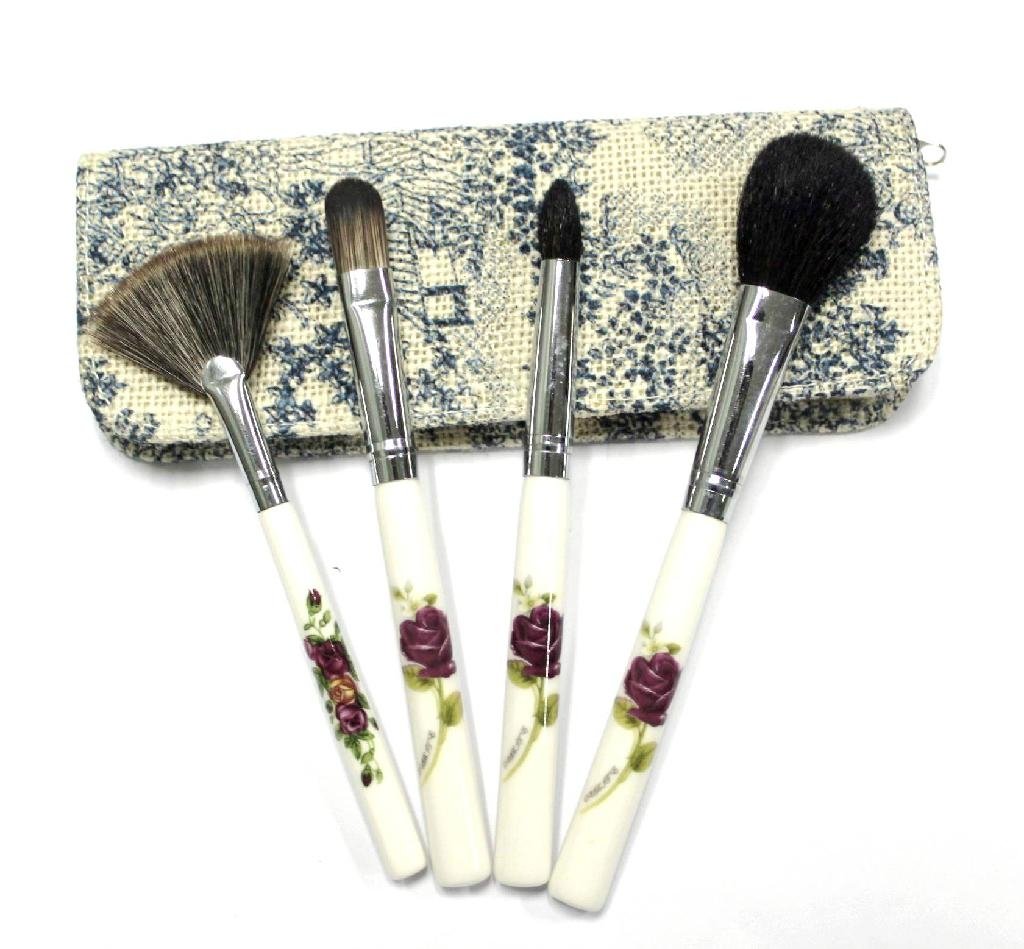 4pcs Makeup brush set 1