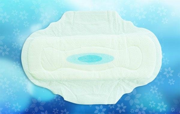 240mm daytime use sanitary pads with large wings OEM