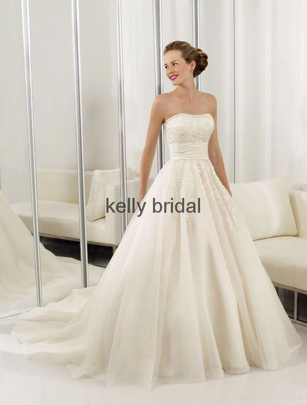 ball gown lace wedding dress 2