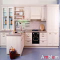 Modern kitchen cabinet design