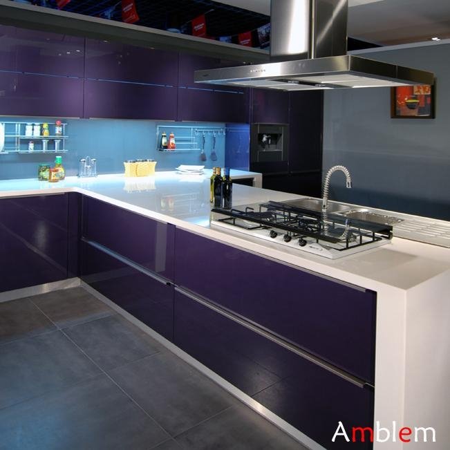 purple Lacquer kitchen cabinet  2