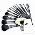 Makeup Brush Kit 1