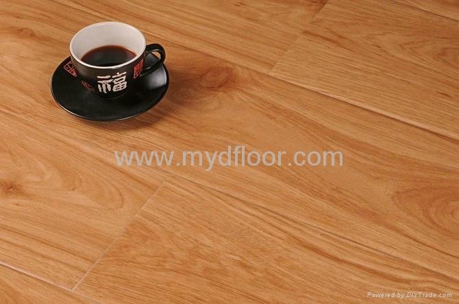 12mm laminate floor with U-groove 