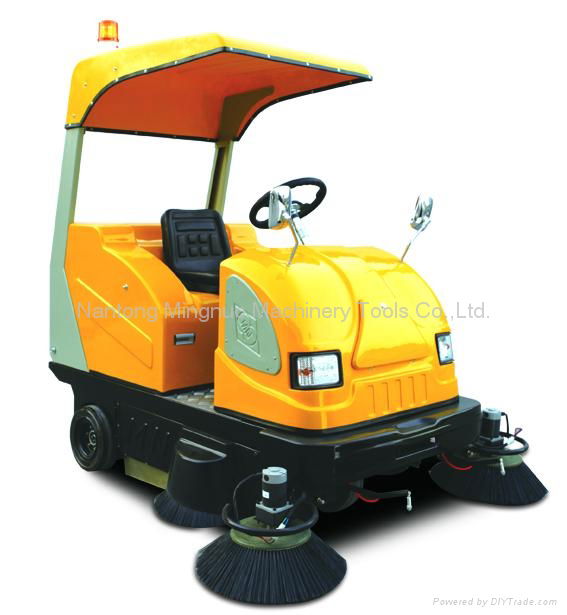 MN-I800 Sanitation Heavy Load Sweeper