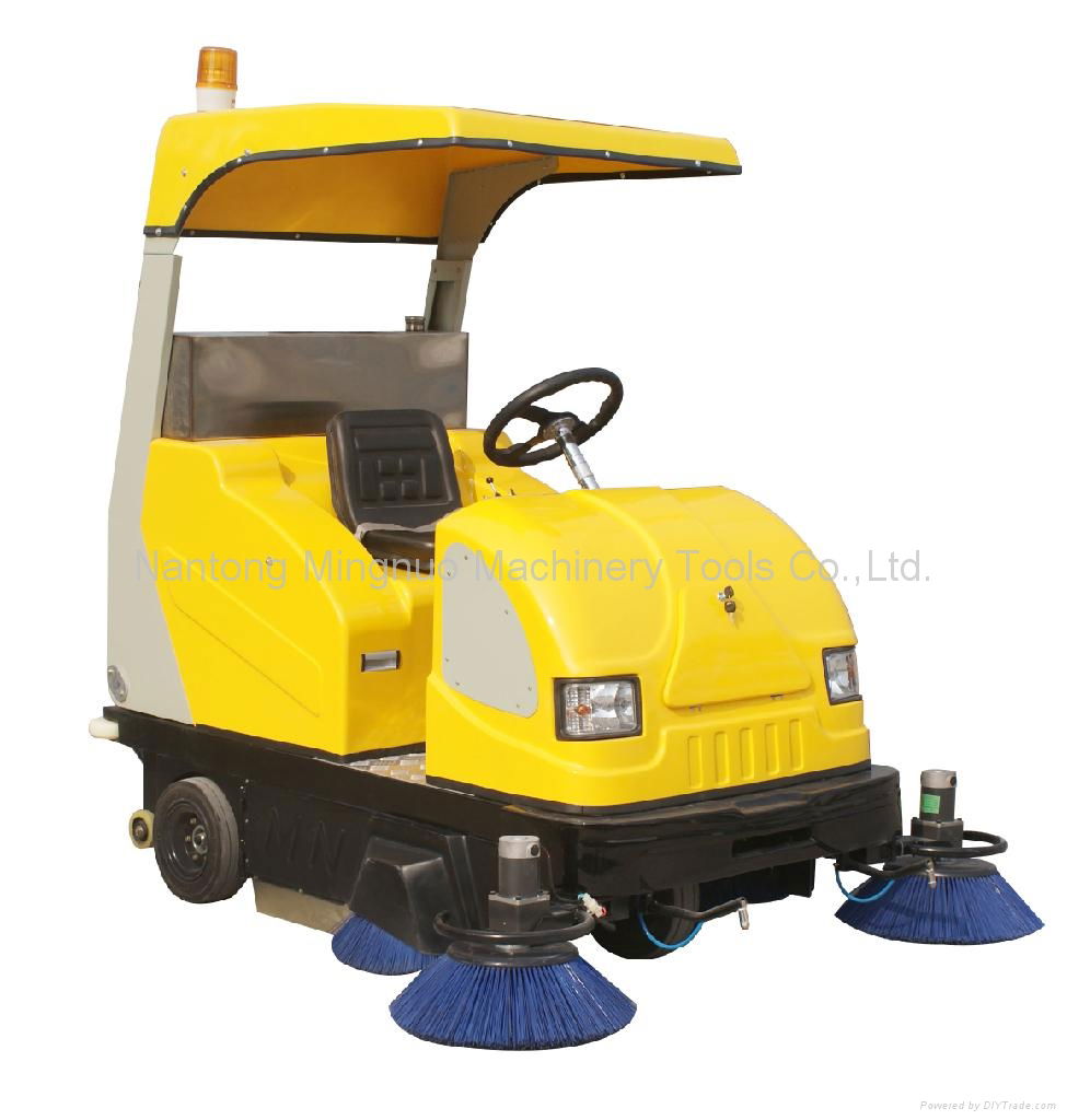 MN-I800 Sanitation Heavy Load Sweeper 2