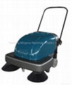  Walk-behind manual sweeper MN-P100