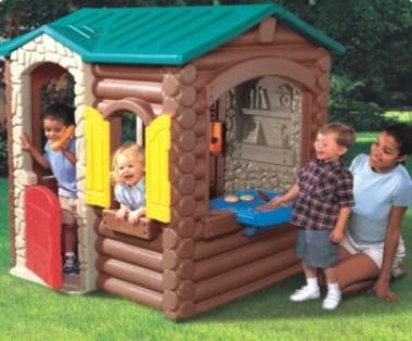 childrens plastic house