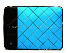 Handled Laptop Sleeve 2