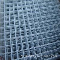 Welded wire mesh panels