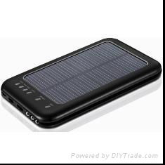 2600mah solar battery charger with multivoltage output for mobilephones