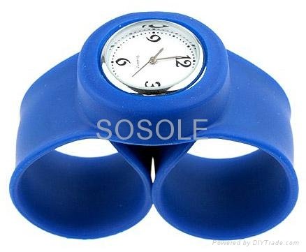Hot selling silicone slap watch with high quality 