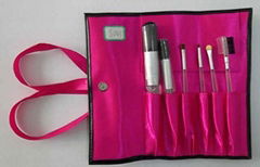 Cosmetic brush sets