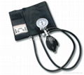 Palm Sphygmomanometer