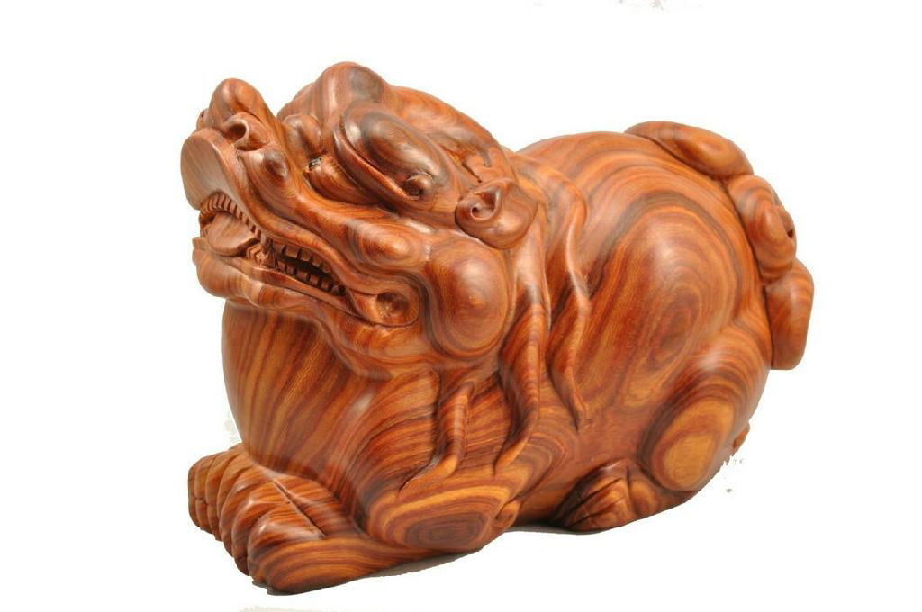 woodcarving animal