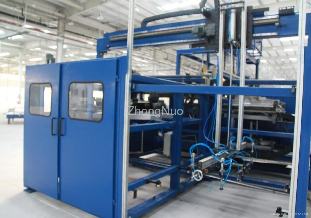 Three Stations Vacuum Thermoforming Machine for Door Liner 4