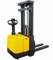 1.6 ton Electric Stacker