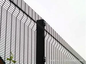 High Security Fence   2