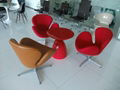 Jacobsen swan chair 1