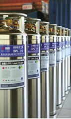 Cryogenic liquefied gas cylinder