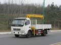 4 x 2 Crane Truck with 9.5m Maximum Height 3,856mL Displacement 1