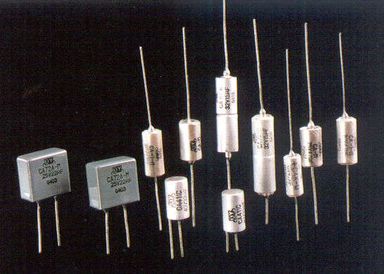 SOLID ELECTROLYTIC TANTALUM CAPACITOR