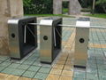 Pedestrian tripod turnstile 4