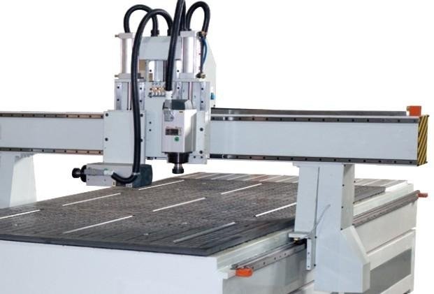 Pneumatic ACT router