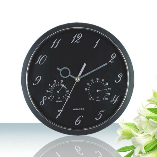 The temperature and humidity plastic wall clock