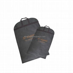 Garment bags 