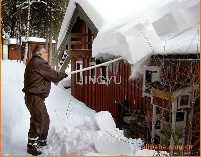 For thick snow! New Telescopic roof snow pusher with Alu scraper 4