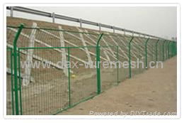 Welded Fence 4