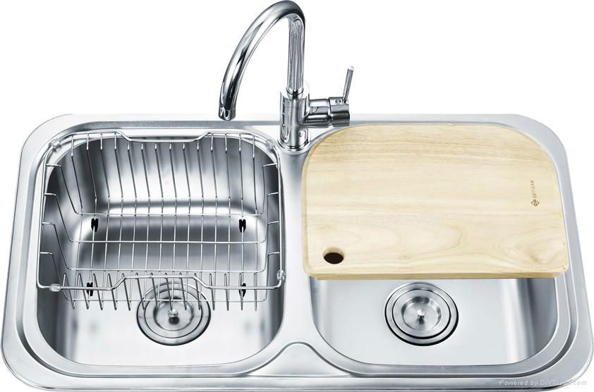 Rectangular double bowl kitchen sink