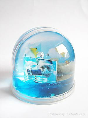 inser paper beautiful snow globe 5