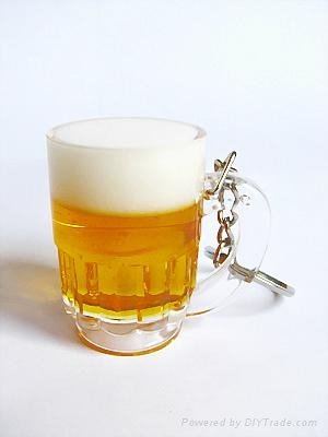 hot sale beer cup keychain