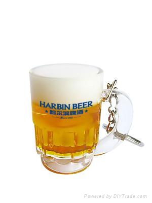 hot sale beer cup keychain 3