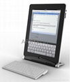  iPad Bluetooth Keyboard 1