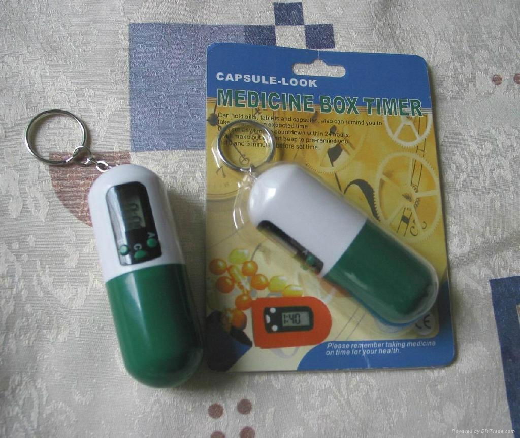 capsule shaped pill box with timer 2