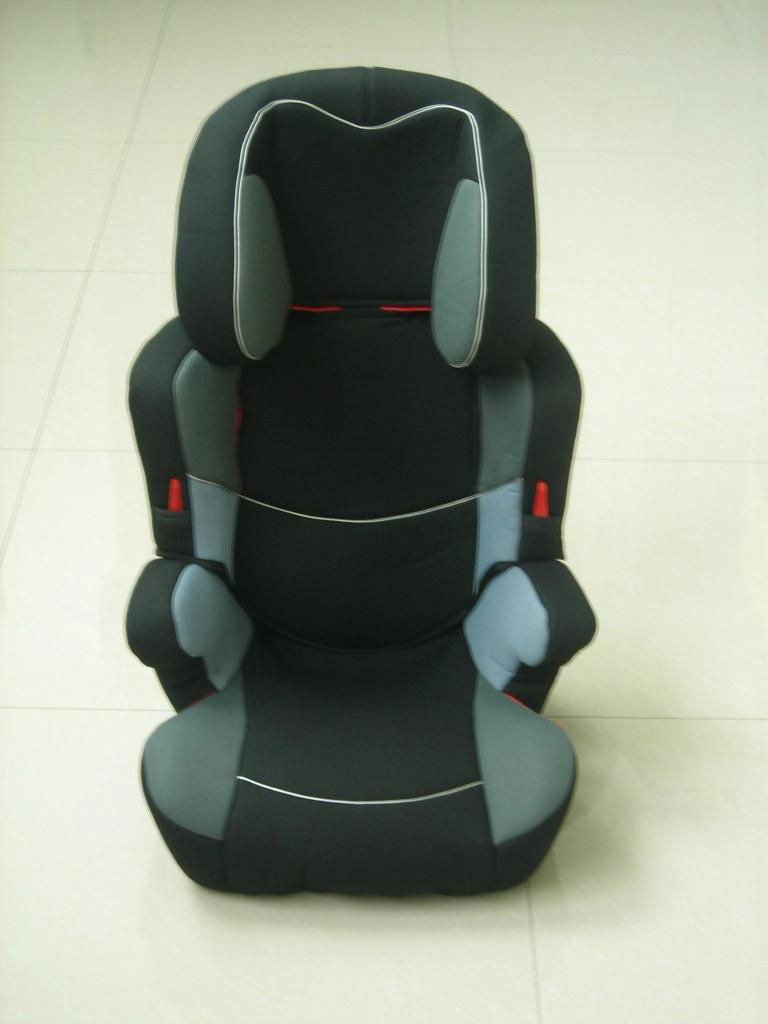 Baby car seat for children weighing 15-36 kgs roughly from 4 years - 11 years 4