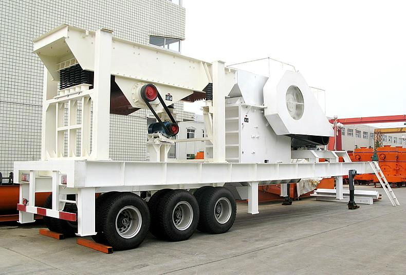 Movable stone crusher plant