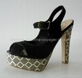 Lady Fashion Peep-Toe Shoes