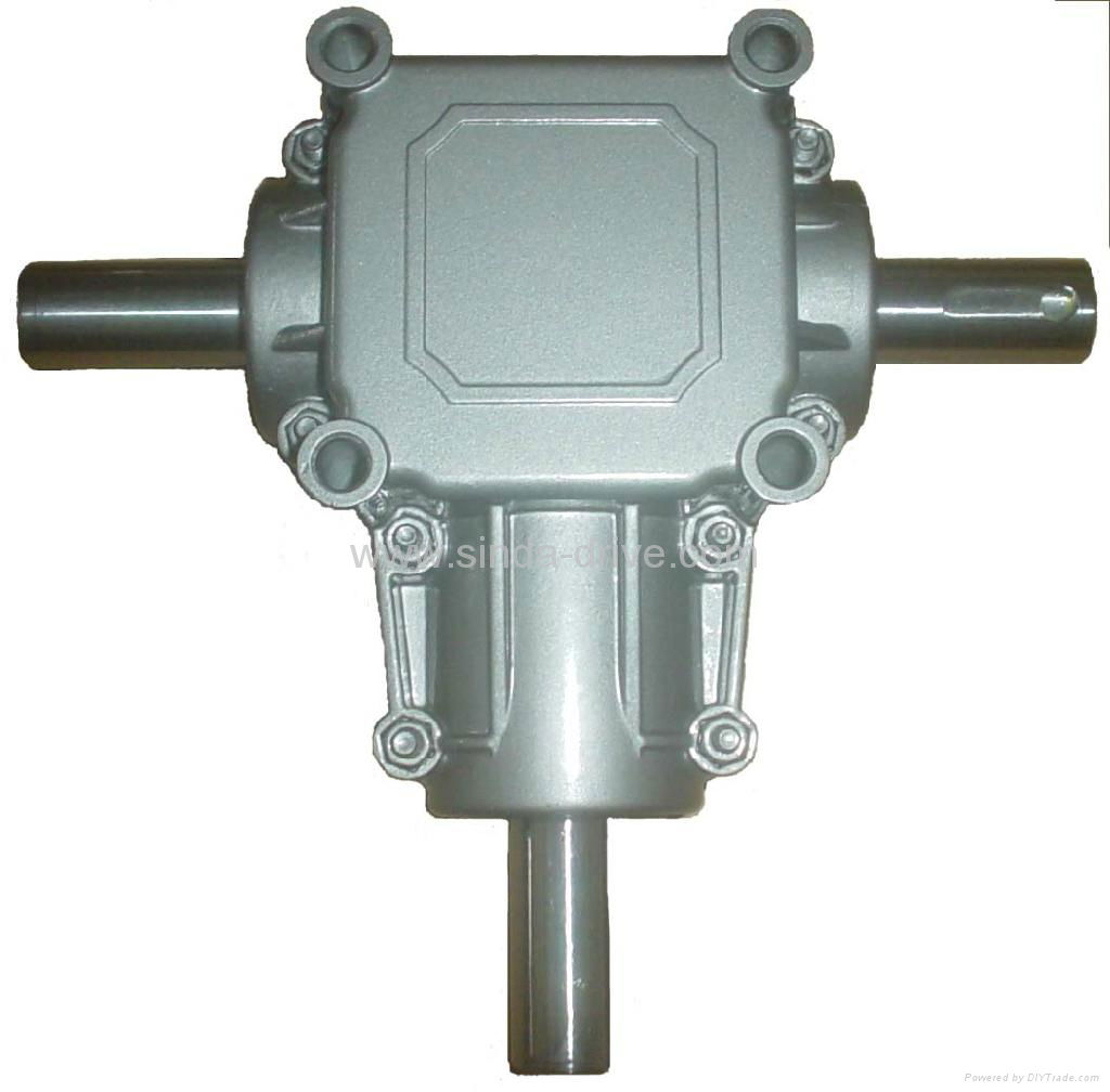 bevel gearbox for agricultural machinery