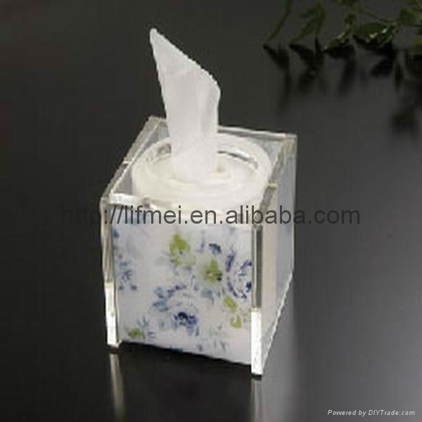 acrylic tissue holder 2